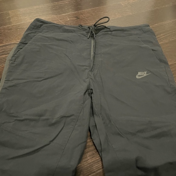 NIKE drawstring trouser pants with elasticized cuff - Picture 3 of 16